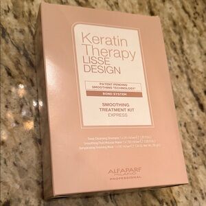 Keratin Therapy Lisse Design Smoothing Treatment Kit - Pink